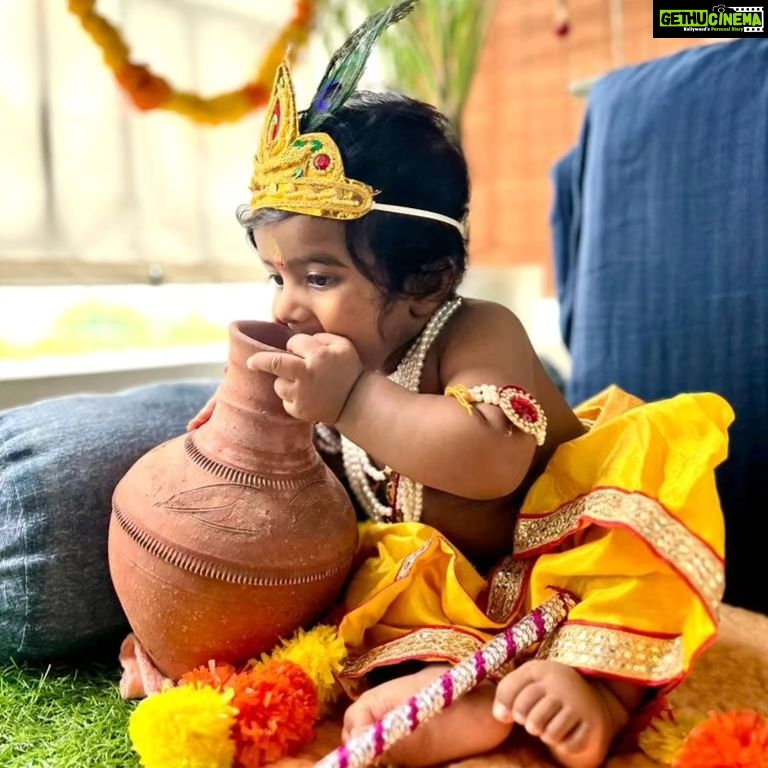 Naveen Chandra Instagram - Happy Krishna Janmashtami ! Siddhansh ❤