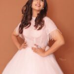 Neha Gowda Instagram - 💗🌸💗 Outfit - @vibbhinna MUA - @nikithaanandmakeup Hairstylist - @hairstylist_rekhaa PC - @arunkummar_portraits Accessories - @beadedtreasuresjewelry VC - @i_am_rekha14 #instagram #pink #gown #photoshoot #reels