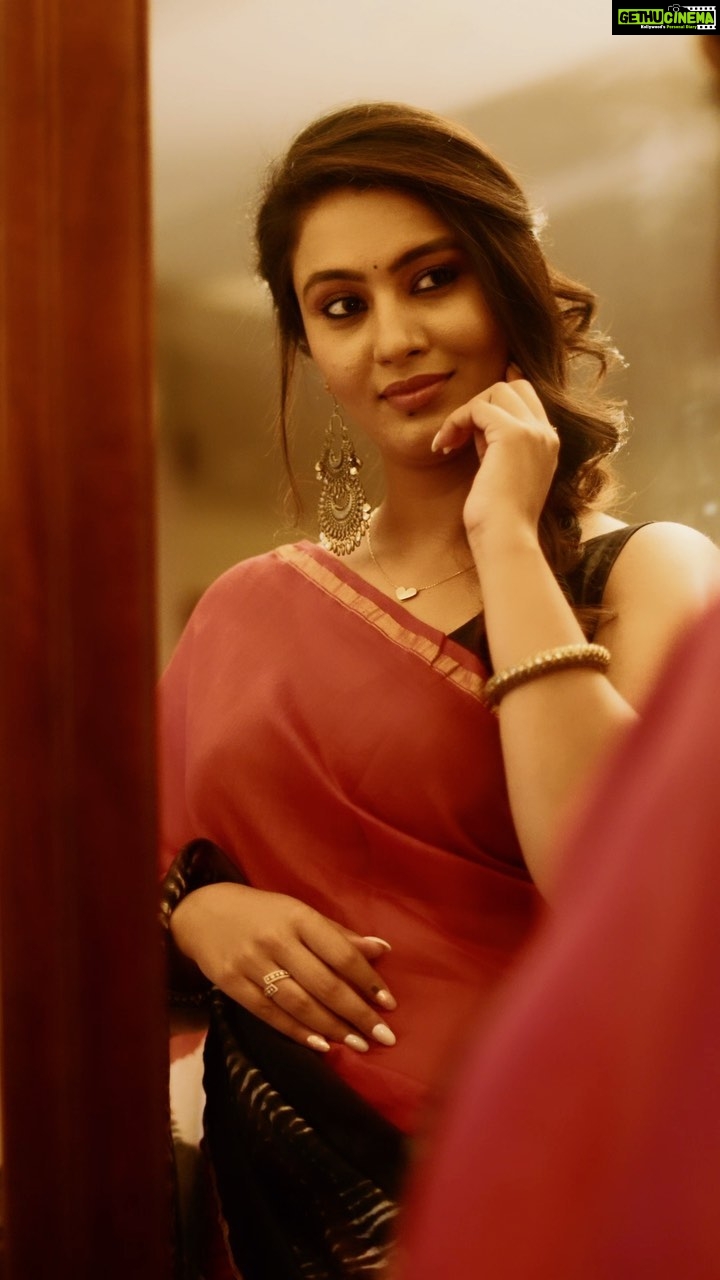 Neha Gowda Instagram - “As a child, I always dreaded wearing a saree. The six-yard long fabric seemed like a hassle and I struggled to keep it in place. But there was one person who could effortlessly drape a saree and look like a queen - my grandmother. I was in awe of her grace and poise, and loved watching her get ready for family functions and festivals. One day, my grandmother asked me to try on a saree. I hesitated at first, but her gentle encouragement won me over. She showed me how to drape it correctly, tucking it in all the right places. I couldn’t believe how beautiful I looked in a saree. As years passed, my grandmother started insisting that I wear sarees on festivals, especially Varamahalakshmi. I loved her so much that I couldn’t refuse her, and soon, I found myself looking forward to wearing a saree. Now, years later, I am grateful for my grandmother’s persistence. I still drape sarees the way she taught me, and I cannot imagine a day going by without admiring the beautiful sarees I see online or when I go shopping. I realise that it’s not just about draping a saree, but the memories and the love that it represents. And for me, that love comes from my dear grandmother.” ~ @neharamakrishna Neha Ramakrishna, a beloved Kannada serial actress known for her roles in “Lakshmi Baramma,” made her Sandalwood debut in the film “Take Off.” With her infectious energy, lovable personality, and incredible humility, Neha has won the hearts of many. Her talent and genuine nature continue to captivate audiences. Everyone has a story about the first time they fell in love with a saree! We would love to hear about your #BacktoTraditions story, one that’s been in your family for a long time, that you’ve adopted and made your own! Comment and tell us your #NerigeBackToTraditions story and win a coupon worth INR 1000 from us and also get featured on our page! ❤️ In frame: @neharamakrishna Bangalore, India