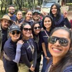 Neha Gowda Instagram – Sundowner party in masai Mara, sunset, acacia tree, bonfire and us #sundowner #masaimara #masaimaranationalpark #sunset #acacia #kenya #nairobi #eastafrica Masai Mara, Kenya