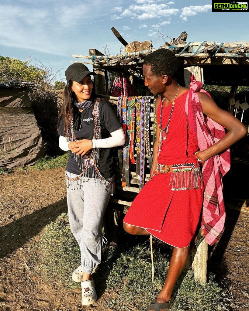 Neha Gowda Instagram - The Masai people are known for their caring nature and I can definitely vouch for that! During my 5-day stay, they greeted us warmly every single day and showed genuine concern for our well-being. It was a beautiful experience. #masaimara #tribe #caring #people #blessed #beautiful #experience Masai Mara National Reserve