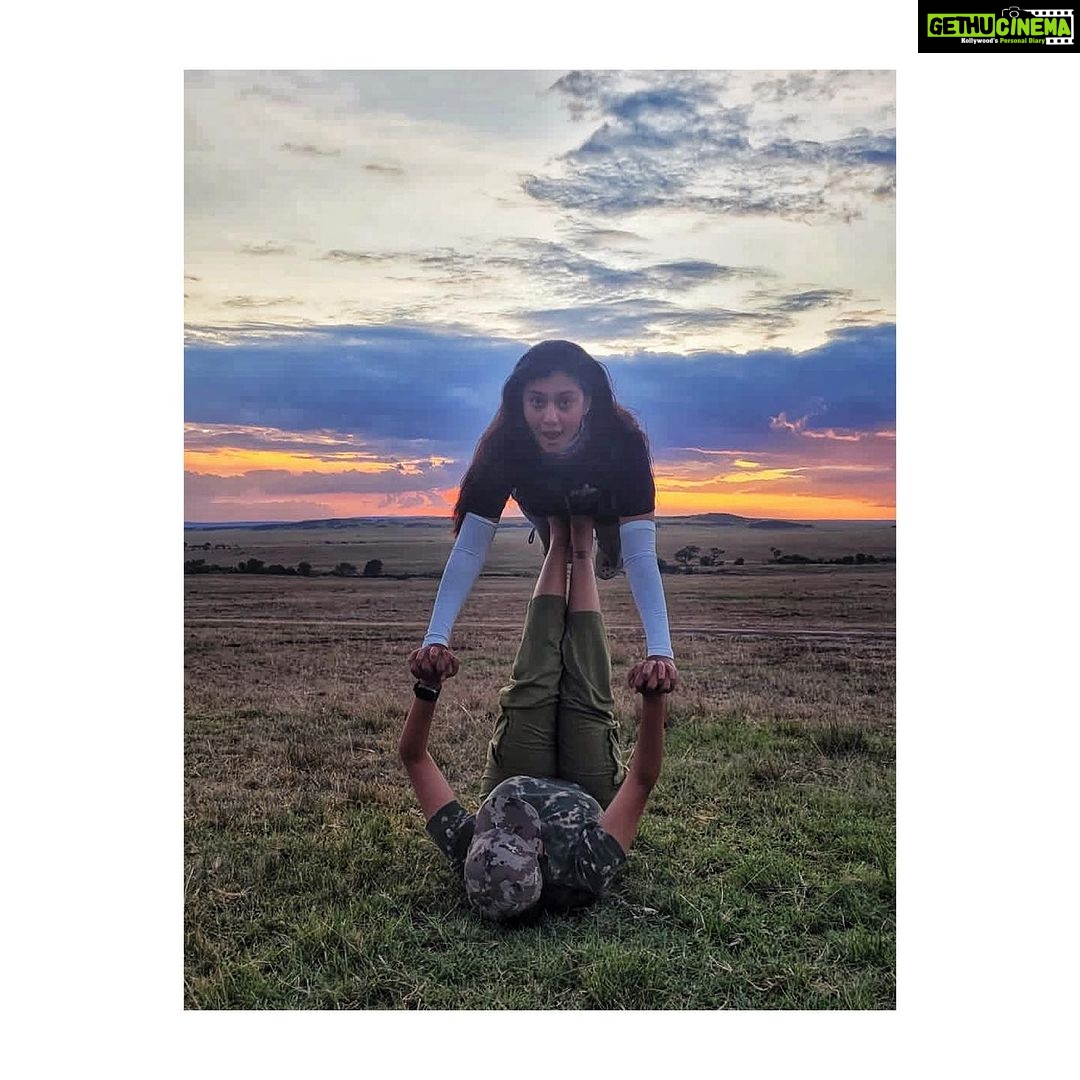 Neha Gowda Instagram - This is US❤️ Blessed to have family members with like minded❤️ Life is amazing when closed one’s have common goals❤️ #sonugowda #nehagowda #africa #eastafrica #wildlife #kenya #nairobi #masaimaara Masai Mara, Kenya
