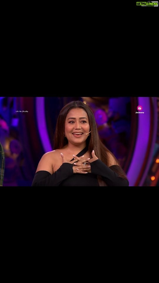 Neha Kakkar Instagram - Neha Kakkar ne ki gharwalon ki mimicry! Whom did she mimic the best?🤭 Watch #WeekendKaVaar with Salman Khan tonight at 9pm. Streaming free on JioCinema. #BiggBossOTT2 #BBOTT2 #BBOTT2onJioCinema @beingsalmankhan @nehakakkar @manisharani002 @jiyaashankarofficial @jadhadid @bebika.dhurve @avinashsachdev @fukra_insaan @poojab1972 @elvish_yadav #AbhishekMalhan #FukraInsaan #ElvishYadav