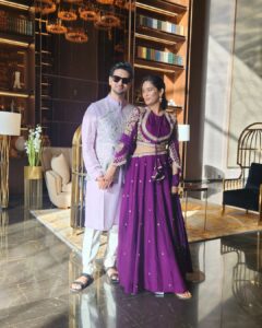 Neha Saxena Instagram - Aroras🥂