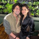 Nidhi Shah Instagram – K…K..K….KINJAL…
Sapna hai ya haqiqat..
Toshu ka pyaar….kya hogaa kamyaab..🤪❤️🙈😅🧿🤞🚨🥰🌟🎬⭐️
#anuapama #toshu #kinjal #story #newstory #reellove #explorepage #fun #masti #night #photodump #ondemand #nofilter #laughter #blur #gratitude