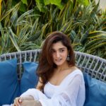 Nidhi Shah Instagram - Sometimes music speaks what you feel inside ❤️❤️