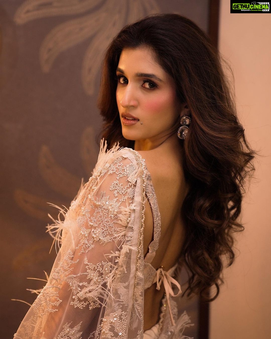 Nidhi Shah Instagram - I’d stop scrolling too✨