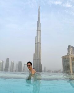 Nidhi Shah Instagram - Got it how I want it 💕 
.
.
.
.
#amazingview #burjkhalife #dubai #travelling