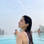 Nidhi Shah Instagram - Got it how I want it 💕 . . . . #amazingview #burjkhalife #dubai #travelling Address Sky View