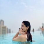 Nidhi Shah Instagram - Got it how I want it 💕 . . . . #amazingview #burjkhalife #dubai #travelling Address Sky View