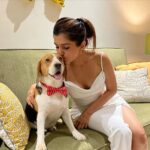 Nidhi Shah Instagram – Unconditional love ❤️
I love you my Jovi Lala 🤗 
Happy international dogs day💕