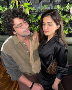 Nidhi Shah Instagram - K…K..K….KINJAL… Sapna hai ya haqiqat.. Toshu ka pyaar….kya hogaa kamyaab..🤪❤️🙈😅🧿🤞🚨🥰🌟🎬⭐️ #anuapama #toshu #kinjal #story #newstory #reellove #explorepage #fun #masti #night #photodump #ondemand #nofilter #laughter #blur #gratitude