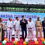 Nikhil Siddhartha Instagram - Attended the Telangana formation Celebrations Suraksh Event by the Real Heroes @telanganapolice Spent Amazing time Speaking to Commisioner @cvanand99 garu and DGP @anjani_kumar_1100 anjani_kumar_1100 Anjani Kumar garu over Breakfast .