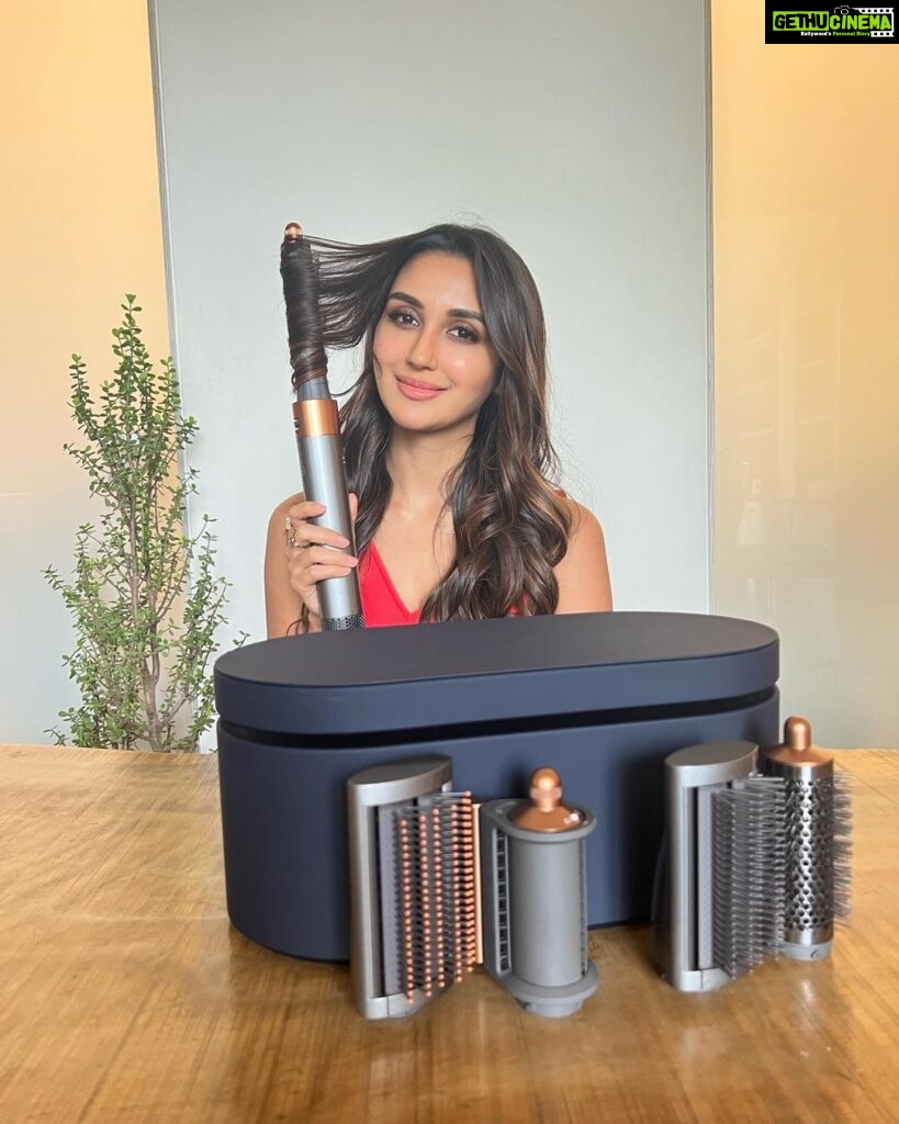 Nikita Dutta Instagram - Dyson Airwrap - The OG It has reduced the time to style my hair with no extreme heat.This Airwrap gives you the best natural curls. #DysonHair #DysonIndia #DysonAirwrap #gifted