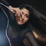 Nikita Dutta Instagram - Constantly stretching perseverance 🖤🩶🤍