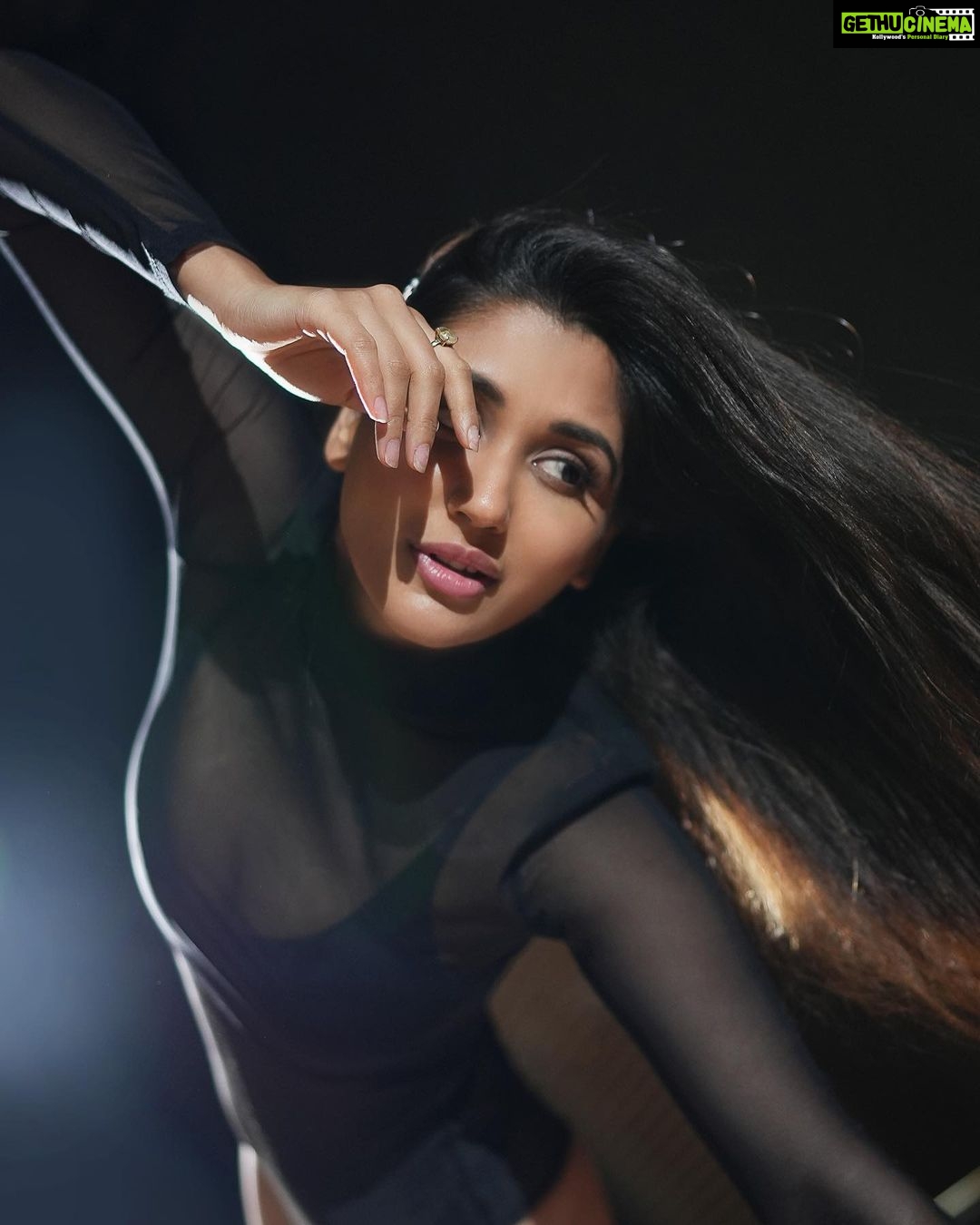 Nikita Dutta Instagram - Constantly stretching perseverance π€π©Άπ€