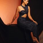 Nikita Dutta Instagram - Be more of you, less of them 💫🫶 . . . . . 📸: @saurabh_sonkar Styled by @malvika_tater Assisted by @vrutiiiiiiii Make up: @yashaswinigupta_makeup Hair: @hairloom_by_akanksha Wearing: @pinupbyastha Jewellery: @pinklanebyrashi X @offbeatmediain