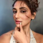 Nikita Dutta Instagram – A morning prayer ladies:

May the wings of our eyeliner always be perfect. 
Amen 😇🫶🙏