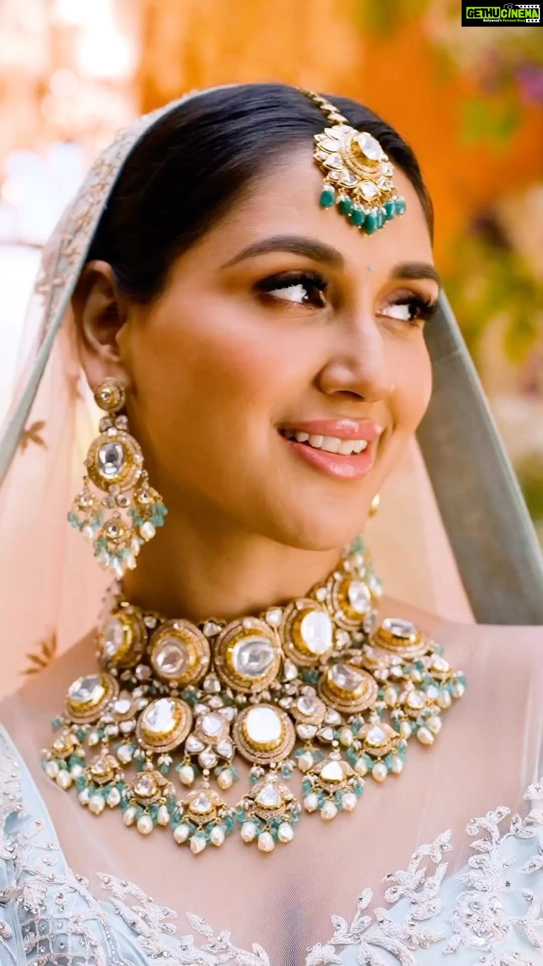Nikita Dutta Instagram - NEW CAMPAIGN!! @nikifying !! Produced by @rpamanigulati @soundtrekmusic @kgffilmss !!