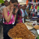 Nikita Dutta Instagram – मुस्कुराइए आप लखनऊ में है। 🩷🩵🤍 
.
.
.
.
📸 @kavitadasofficial