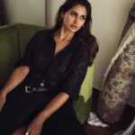 Nikita Dutta Instagram – In the process of mastering the art of betraying emotions with eyes 
🖤🖤
.
.
📸 @bharat_rawail