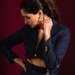 Nikita Dutta Instagram - The eye contact you get incase the vibes are mismatched 😬✌️ . . . 📸: @palashsverma Styled by @jaferalimunshi Assisted by @somyaaa.23 Make up: @hairandmakeupbypinks Hair: @hairstylebysudha Outfit- @ranbirmukharjeeofficial Earings- @azotiique