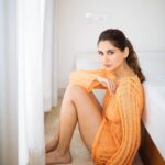 Nikita Dutta Instagram – Adding some orange zest to Monday blues 🍊🧡