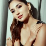 Nikita Dutta Instagram - “You should know, I’m a better shot when I’m pissed off.” — Natasha Romanoff 😉🖤