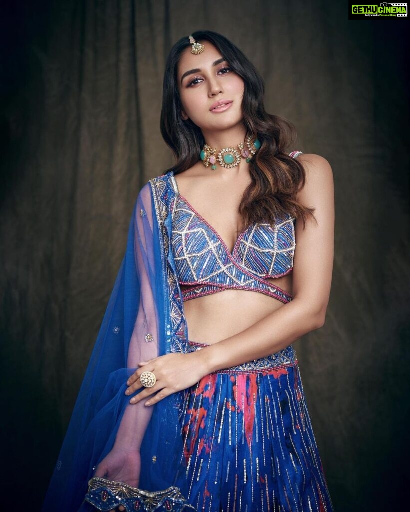 Nikita Dutta Instagram - The inside is probably flaming red currently, but outside is a cool blue. 👊💙 . . . . HMU: @mitavaswani Styled by - @vidyulaa Assisted by- she_bohemian_ Shot by - @mandar_studio Lehenga - @laxmishriali Jewellery - @aulerthofficial Ring- @ishhaara @ascend.rohank