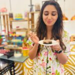 Nikita Dutta Instagram – Christmas was spent at work like every other day. So post pack up I went straight to my first love: Dessert 💕
Inspite of being sick, I can now say it was a merry Christmas 🤓🎄
.
.
#AboutLastNight #SweetToothproblems #DessertIsLife #AbsCanWait
