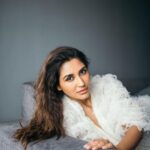 Nikita Dutta Instagram – Every ending that we fear, makes way for the beginning we have prayed for 🤍🤍
.
.
.
.
📸: @bharat_rawail 
💄: @dellsi.mody
👩🏻: @hairstylebysudha 
🥼: @lakshetamodgil
