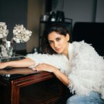 Nikita Dutta Instagram – Every ending that we fear, makes way for the beginning we have prayed for 🤍🤍
.
.
.
.
📸: @bharat_rawail 
💄: @dellsi.mody
👩🏻: @hairstylebysudha 
🥼: @lakshetamodgil