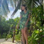 Nikita Dutta Instagram – A reminder to eat your daily greens 😬💚
.
.
.
.
.
.
Outfit by @printsbyradhika styled by @jaferalimunshi assisted by @ankitha_chauhan @sr_styleco 
.
📍: @hideawaybeachmaldives @signaturecollectionmaldives @lilytoursmaldives