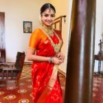 Nithya Ram Instagram - . . . . . . . Thank you for the beautiful jewellery @gold_copy1486 #annaserial✨️ #bharani #zeetamilserial