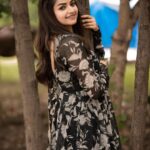 Nithya Ram Instagram - 🖤🤍🖤🤍. . . . . . . . Dress by @chakrabortymukta 🖤 Pc📷 : @skmani_photography 🤍