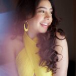 Niti Taylor Instagram – Just like sunflowers, keep your face towards the light and you’ll bloom💛 

Makeup @dishisanghvii
Assisted by @faces_by_sarahh
Hair @suvarna_hair_stylist 
📸 @iam_rajinamdar 
Outfit @nidhiandmahak
Styled by @stylingbyvictor @sohail__mughal___
Assisted by @styleby_antara
Earrings @blingvine
Ring @ethnicandaz
Bangles @baala_jewels