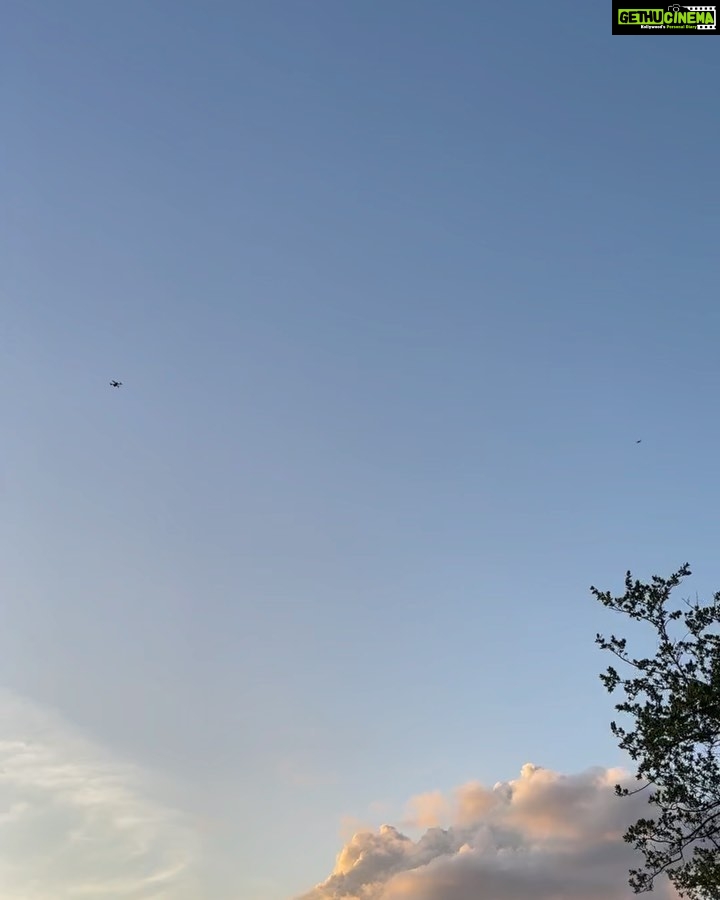 Nivetha Pethuraj Instagram - Guess how many drones in the last slide 🤯