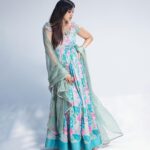 Nivetha Pethuraj Instagram – Outfit @seharrebysahitheereddy
Styled by @dilesha_shafa
Jwellery @treasureboxoriginals
Makeup @tokalasomasekharmakeup
Hair @thimmappa180
Photographer @jimmynomula 
Creative producer @ramugajjala