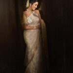 Nivetha Pethuraj Instagram - Just Love🤍 Stylist - @dilesha_shafa Saree - @real_weaverstory Creative Producer: @ramugajjala Digitec: @rjrachastoryteller Photographer - @jimmynomula Jewellery- @karnikajewelshyd