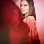 Nushrratt Bharuccha Instagram - Subah ko jab hum neend se jaage, Aankh unhi se chaar hui…🎶 #ganeshchaturthi #festive #festiveseason #festivevibes Saree @ruhrindia Jewelry @azotiique Stylist @nidhijeswani Assisted by @nirikshapoojary_ Makeup @vardannayak Hair @ashwini_hairstylist Photographer @ipshita.db