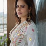 Nushrratt Bharuccha Instagram - Aaj Sunday hai! Post karne ka din hai 🎶 Outfit @gopivaiddesigns Jewelry @goldenwindow Stylist @nidhijeswani Makeup @makeupbyshefali.s Hair @ashwini_hairstylist Photographer @venurasuri