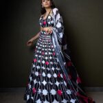 Nushrratt Bharuccha Instagram – From My Camera Roll to Yours 💞

𝙾𝚞𝚝𝚏𝚒𝚝: @manishmalhotra05 
@manishmalhotraworld @chandniprakash 
𝙹𝚎𝚠𝚎𝚕𝚛𝚢: @sunitaguptajewellery @tikamdasmotiramjewellers 
@ascend.rohank 

𝚂𝚝𝚢𝚕𝚎𝚍 𝚋𝚢 : @samidha.wangnoo 
𝚂𝚝𝚢𝚕𝚎 𝚒𝚗𝚝𝚎𝚛𝚗: @nidhisawantt 
𝙷𝚊𝚒𝚛 : @kajal._komal 
📸: @palashsverma