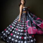 Nushrratt Bharuccha Instagram - From My Camera Roll to Yours 💞 𝙾𝚞𝚝𝚏𝚒𝚝: @manishmalhotra05 @manishmalhotraworld @chandniprakash 𝙹𝚎𝚠𝚎𝚕𝚛𝚢: @sunitaguptajewellery @tikamdasmotiramjewellers @ascend.rohank 𝚂𝚝𝚢𝚕𝚎𝚍 𝚋𝚢 : @samidha.wangnoo 𝚂𝚝𝚢𝚕𝚎 𝚒𝚗𝚝𝚎𝚛𝚗: @nidhisawantt 𝙷𝚊𝚒𝚛 : @kajal._komal 📸: @palashsverma