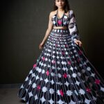 Nushrratt Bharuccha Instagram - From My Camera Roll to Yours 💞 𝙾𝚞𝚝𝚏𝚒𝚝: @manishmalhotra05 @manishmalhotraworld @chandniprakash 𝙹𝚎𝚠𝚎𝚕𝚛𝚢: @sunitaguptajewellery @tikamdasmotiramjewellers @ascend.rohank 𝚂𝚝𝚢𝚕𝚎𝚍 𝚋𝚢 : @samidha.wangnoo 𝚂𝚝𝚢𝚕𝚎 𝚒𝚗𝚝𝚎𝚛𝚗: @nidhisawantt 𝙷𝚊𝚒𝚛 : @kajal._komal 📸: @palashsverma