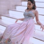 Nushrratt Bharuccha Instagram - Love these trailer launch drills 🙌🏻 And AKELLI is special! 🫶🏻 In cinemas, 25th August 🍿 Outfit @mymoledro Jewellery @rubans.in Styled by @nidhijeswani Assisted by @nirikshapoojary_ Makeup @vardannayak Hair @ashwini_hairstylist