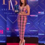 Nushrratt Bharuccha Instagram - Talent Powerhouse 🫶🏻🙌 Thank you Brand Vision Summit 2023 @nexbrands.inc for this honour! #Akelli #brandvisionsummit #brandvisionsummit2023