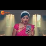 Pallavi Gowda Instagram – Introducing Arundhathi : Aneka badhyathalatho Pillalani, Barthanu Prema ga chusukune Amma!
‘నిండు నూరేళ్ళ సావాసం’ సరికొత్త ధారావాహిక ఆగష్టు 14 నుండి ప్రారంభం సోమ – శని రా|| 7.00 గం|| లకు మన జీ తెలుగులో.. ✨

#NinduNoorellaSavaasam #ZeeTelugu

#ZeeTeluguPromo

ఆగష్టు 14 నుండి

#RadhammaKuthuru Mon to Sat at 6 PM 

#ChiranjeeviLakshmiSowbhagyavathi Mon to Sat at 6:30 PM 

@pallavi_gowda_official
