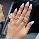 Pallavi Gowda Instagram – New NAILS😍💅🏻 🤍
#Pearl #NailArt #NailGossip