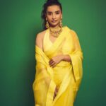 Patralekha Instagram - My stunning yellow saree💛 Outfit: @ekayabanaras Stylist : @dhruvadityadave Hmu : @salechav 📷 @gohil_jeet