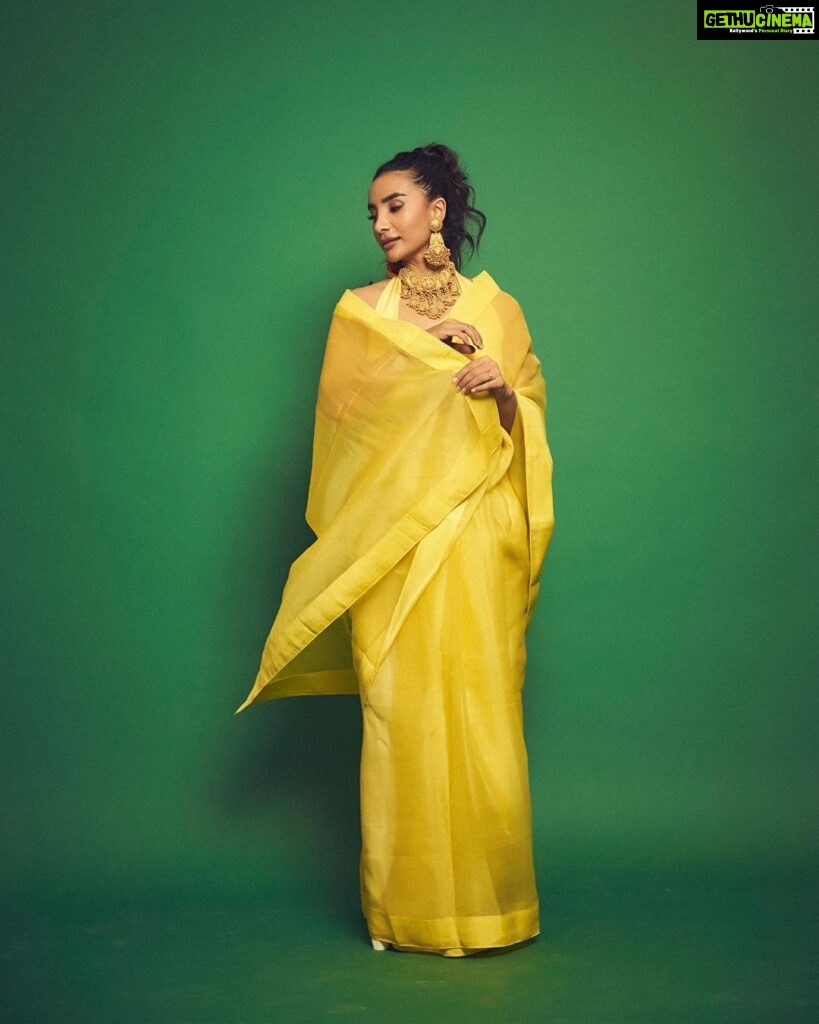 Patralekha Instagram - My stunning yellow saree💛 Outfit: @ekayabanaras Stylist : @dhruvadityadave Hmu : @salechav 📷 @gohil_jeet